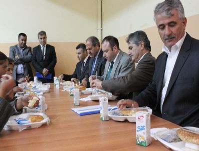 Vali Yardımcısı Coşkun`un Köy Okulları Ziyareti