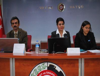 Van`da `şiddetsiz` Semineri