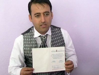 Aşiret düğününde silah yerine köpük sıktılar