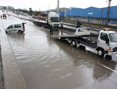 Dilovası Yağmura Teslim Oldu