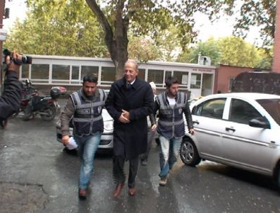 Faruk Süren`in Gözaltı Sorusuna Yanıtı: Onlara Sorun Bana Sormayın