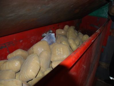 Gece Takipli Operasyonda 250 Kilo Esrar Yakalandı