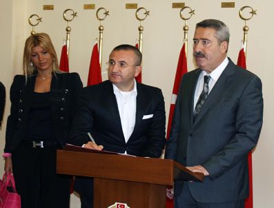 İzmir’de Eğitime 156. Destek