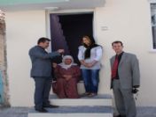 Midyat`ta Fakir Aileye Kaymakamlıktan Ev Yardımı