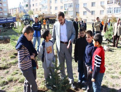 Palandöken Belediyesi’nden“ 50 Günde 50 Bin Ton Asfalt”
