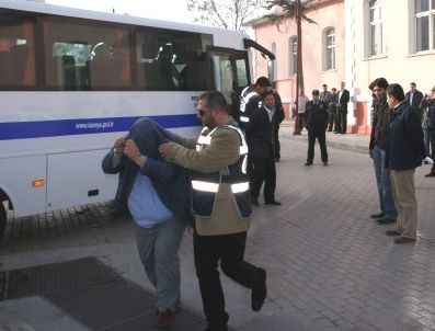 Tapuya rüşvet baskını: 45 gözaltı