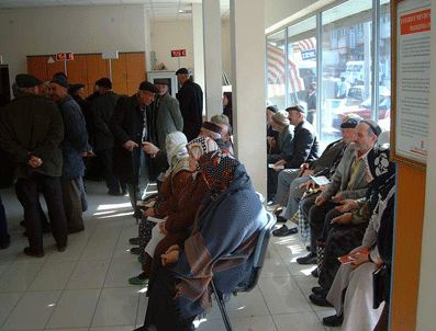 Türkiye'de 10 bin banka şubesi var