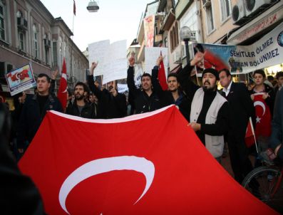 TÜRKIYE KAMU SEN - Binlerce Bartınlı Teröre Tepki İçin Yürüdü