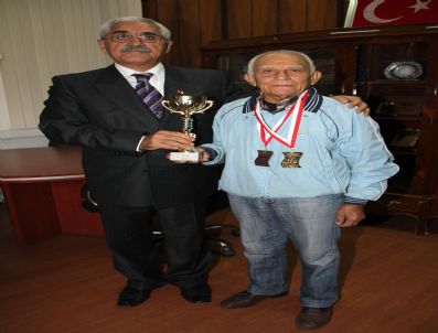 Erdoğan Amca Kupaya Doymuyor