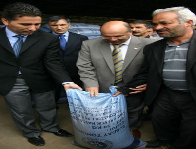 İğdır`da 255 Çiftçiye Tohumluk Buğday Dağıtıldı