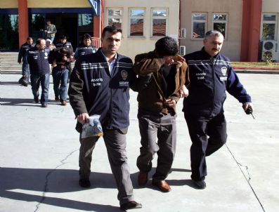 Milyonluk Soygunun Zanlıları Yakalandı