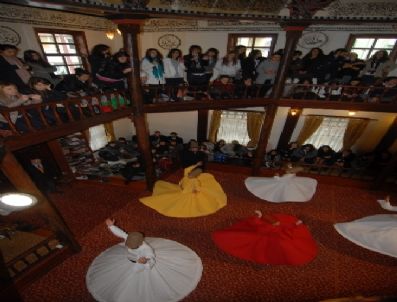 TOPHANE - Semazenler Gençleri Mest Etti