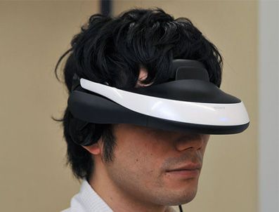 Sony HMZ-T 1 3D gözlük satışa sunuldu