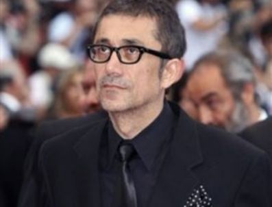 ZEKI DEMIRKUBUZ - Nuri Bilge Ceylan neden izlenmiyor?