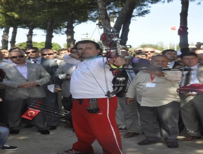 CÜNEYT ARKIN - Osman Bey Anısına Düzenlenen Okçuluk Turnuvası Sona Erdi