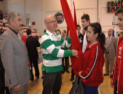 AHMET ÖKSÜZKAYA - Şampiyonlar Kupalarını Aldı