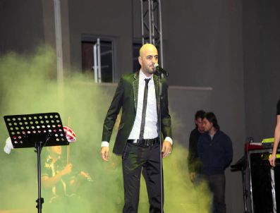 SONER SARıKABADAYı - Üzüm ve Orcik Festivali Soner Sarıkabadayı Konseri İle Son Buldu