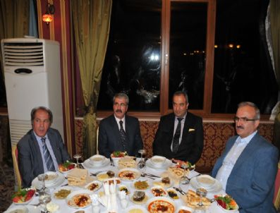 ATAY USLU - Vali Karaloğlu, İranlı Turizmcilere Van`ı Anlattı