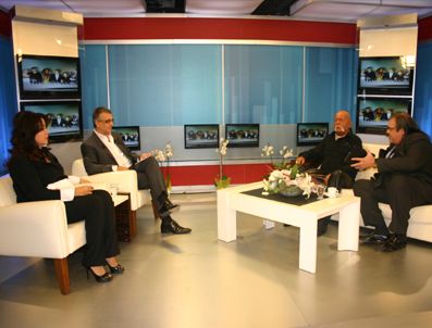 OYA AYDOĞAN - Beyaz Manşet'e Sümer Tilmaç ve Nurcan Sabur konuk oldu