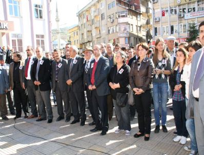 TÜRKIYE KAMU SEN - Devrek`te Şehitlere Saygı Mitingi