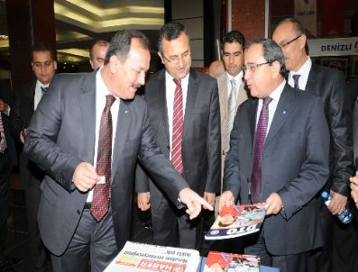 NEVZAT SINAN - İşsizler, İstihdam Fuarına İlgi Göstermedi