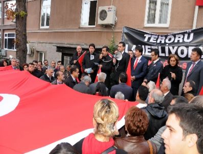 TÜRK SAĞLıK SEN - Sağlık Çalışanları Eş Zamanlı Eylemlerle Şehitleri Andı