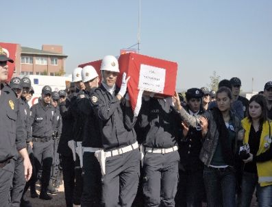 İLYAS ŞEKER - Şehit polis, gözyaşları içinde toprağa verildi