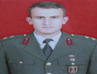 ERTUĞRUL SOYSAL - Yozgatlı Şehit Üsteğmen Murat Bek Gözyaşları Arasında Toprağa Verildi