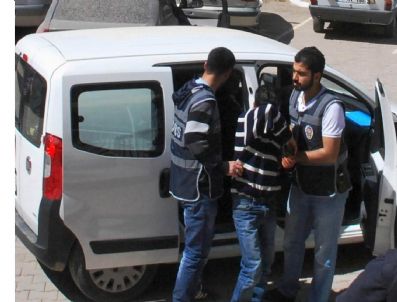 150 Paket Esrar Ele Geçirildi