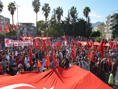 Bozyazı`da Teröre Lanet Yağdı