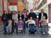 Kapakla Gelen Mutluluk