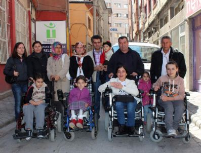 Kapakla Gelen Mutluluk