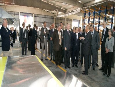 Politik İstikrar Abd’li Petrol Devini İzmir’e Çekti