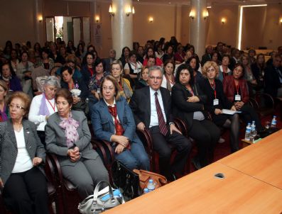 ALI SERINDAĞ - Cumhuriyet Kadınları Derneği Üyeleri Gaziantep`te Buluştu