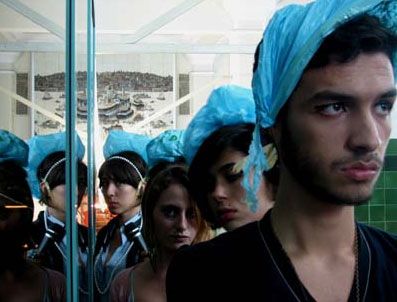 AMY WİNEHOUSE - Liseli gençlerin Amy Winehouse performansı