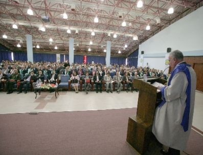 HALİL MUTLU - Mutlu: İdeolojik Yaklaşımlarla Vakıf Üniversitelerine Karşı Çıkmak Doğru Değil