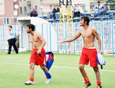 ACARLAR - Amatör Maçta Olay