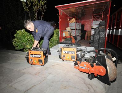 İzmir`den Van`a Yardım Eli