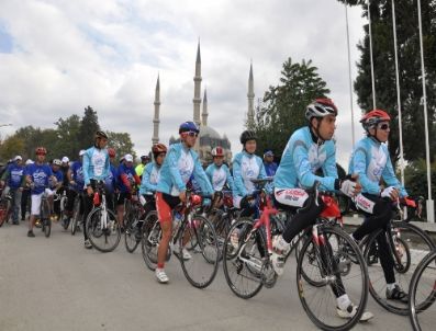 SELIMIYE CAMII - Kansere Karşı Pedal Çevirdiler