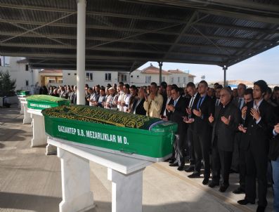 Vefat Eden Sanayici ve İş Adamı Zeki Eralp, Toprağa Verildi