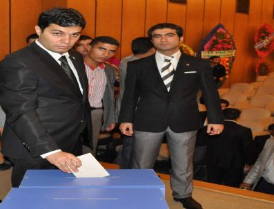 YAHYA AKMAN - Ak Parti Şanlıurfa Gençlik Kolları 3. Olağan Kongresinde Osman Uludağ Yeniden Başkanlığına Seçildi