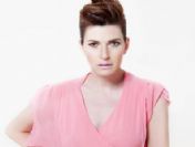 Depremzede Pınar Soyka'dan van'a 250 çadır