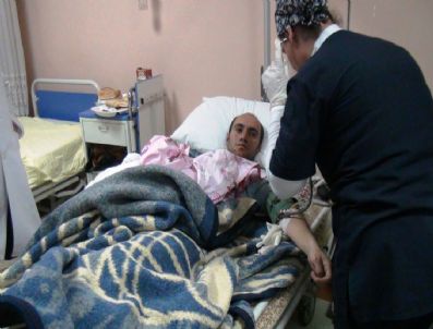 Erciş`ten Getirilen 75 Yaralı Tatvan`da Tedavi Altına Alındı