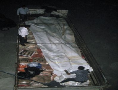 Kimse Yok Mu Derneği Adana`dan Van’a 1 Tır Malzeme Gönderdi