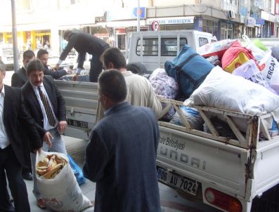 VELI KORKMAZ - Kırıkkale`de Deprem Bölgesi`ne Yardım