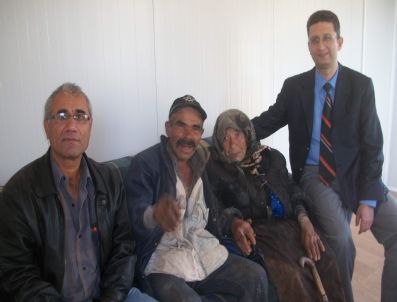 HASANDEDE - Kırıkkale Sydv Çadırda Kalan Aileye Sahip Çıktı