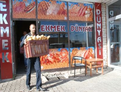 NECMETTIN DEDE - Muş’tan Van’a Ekmek Yardımı