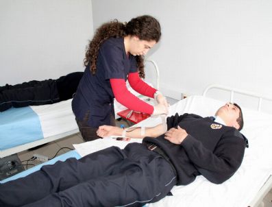 HABIP YıLMAZ - Polis Meslek Yüksekokulu Öğrencilerinden Depremzedelere Kan Bağışı