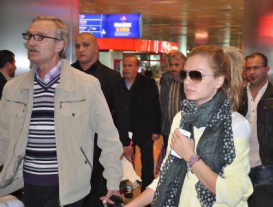 Romanyalı Alexandra ilk kez İstanbul'da