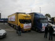 Ak Parti`nin Yardım Tır`larından Oluşan Konvoy Yola Çıktı